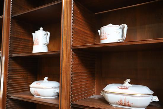 An extensive Spode Trade Winds Red pattern tea, coffee and dinner service